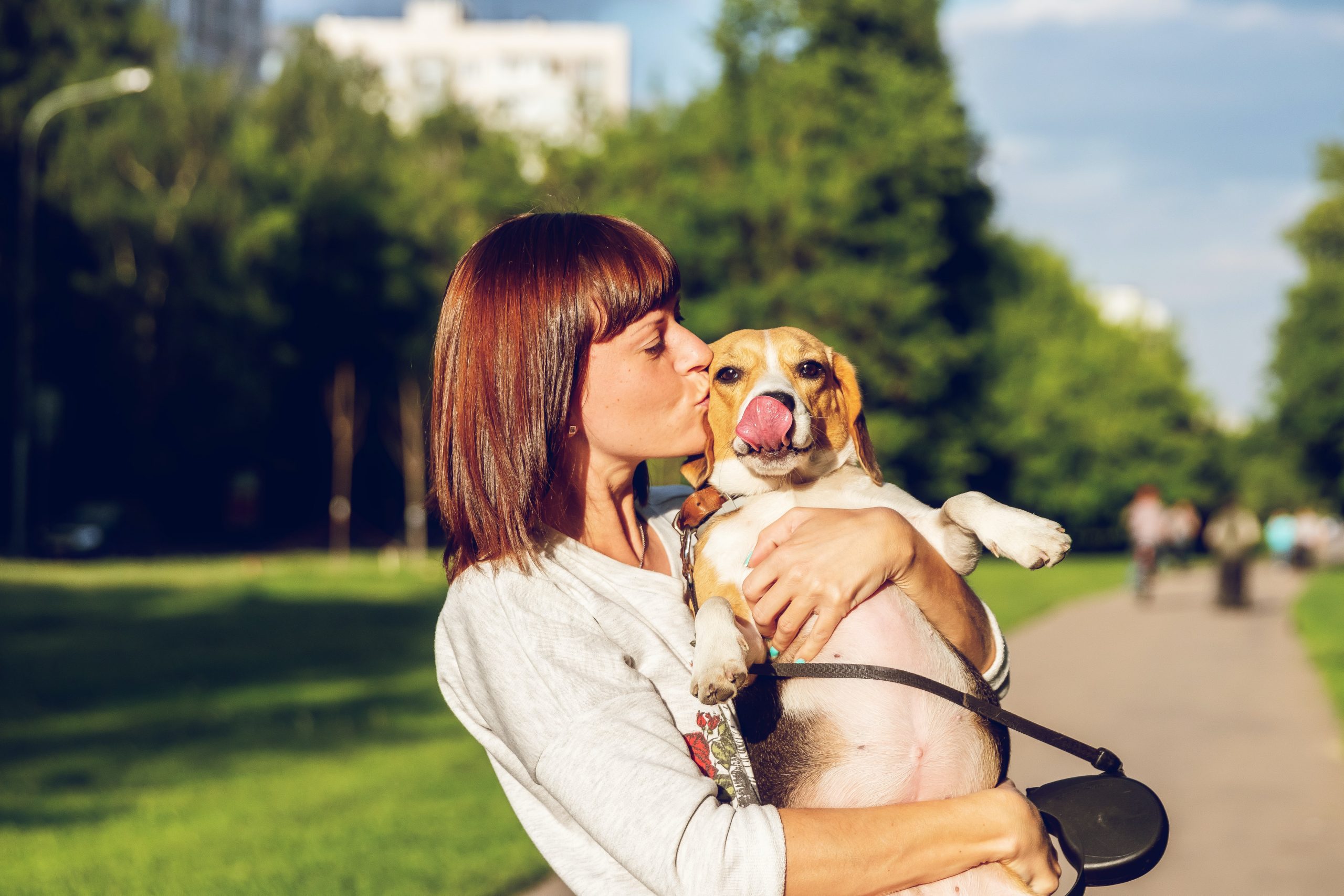 Mujer y perro